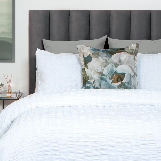 Picture of Grace Duvet Cover 3pc Set - White -  King